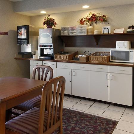 多瓦加克温德姆贝蒙特套房酒店 Dowagiac 餐厅 照片